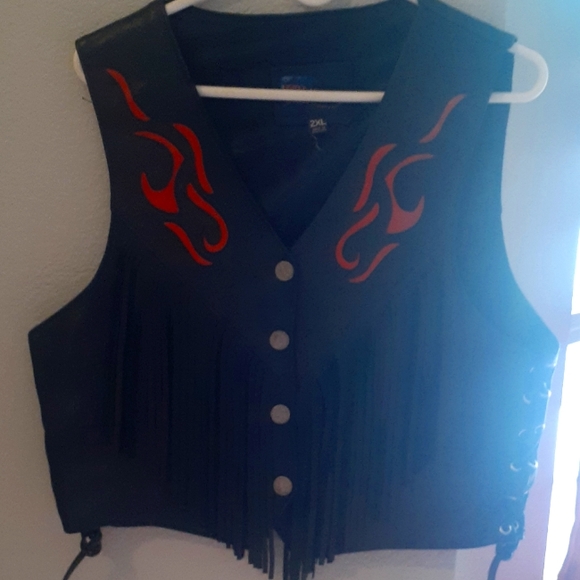 Leather Vest - Picture 1 of 5